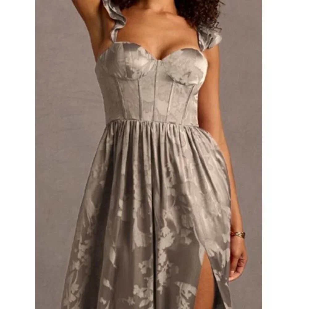 Azazie Plus Size Sweatheart Neckline Maxi Dress Jacquard Jianna Formal Platinum - Picture 2 of 7